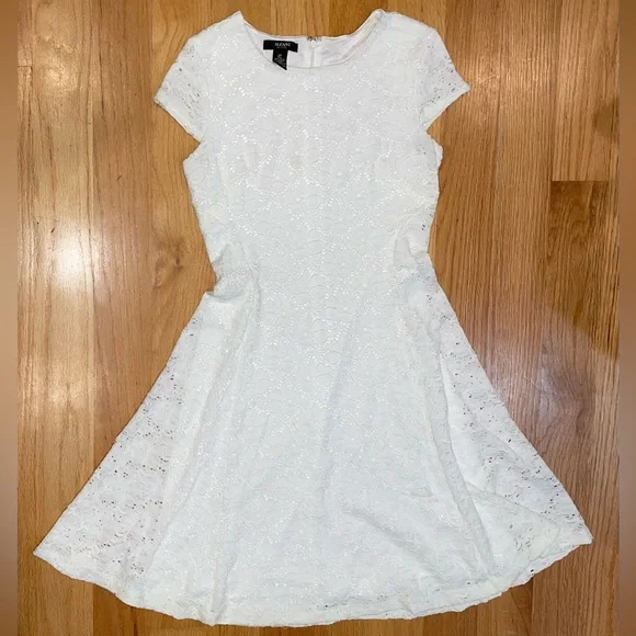 Alfani | Dresses | Hp Alfani Lace Graduation Prom Dress Size 2p White Cap Sleeves Aline | Poshmark Alfani | Dresses | Hp Alfani Lace Graduation Prom Dress Size 2p White Cap Sleeves Aline | Poshmark